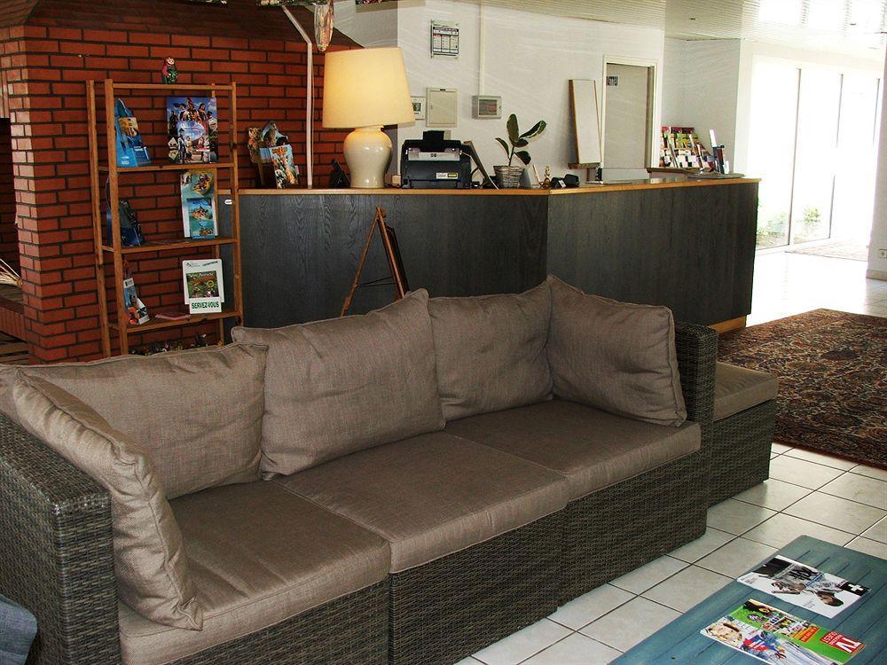 Arcantis Hotel Les Archers Cholet Exterior photo