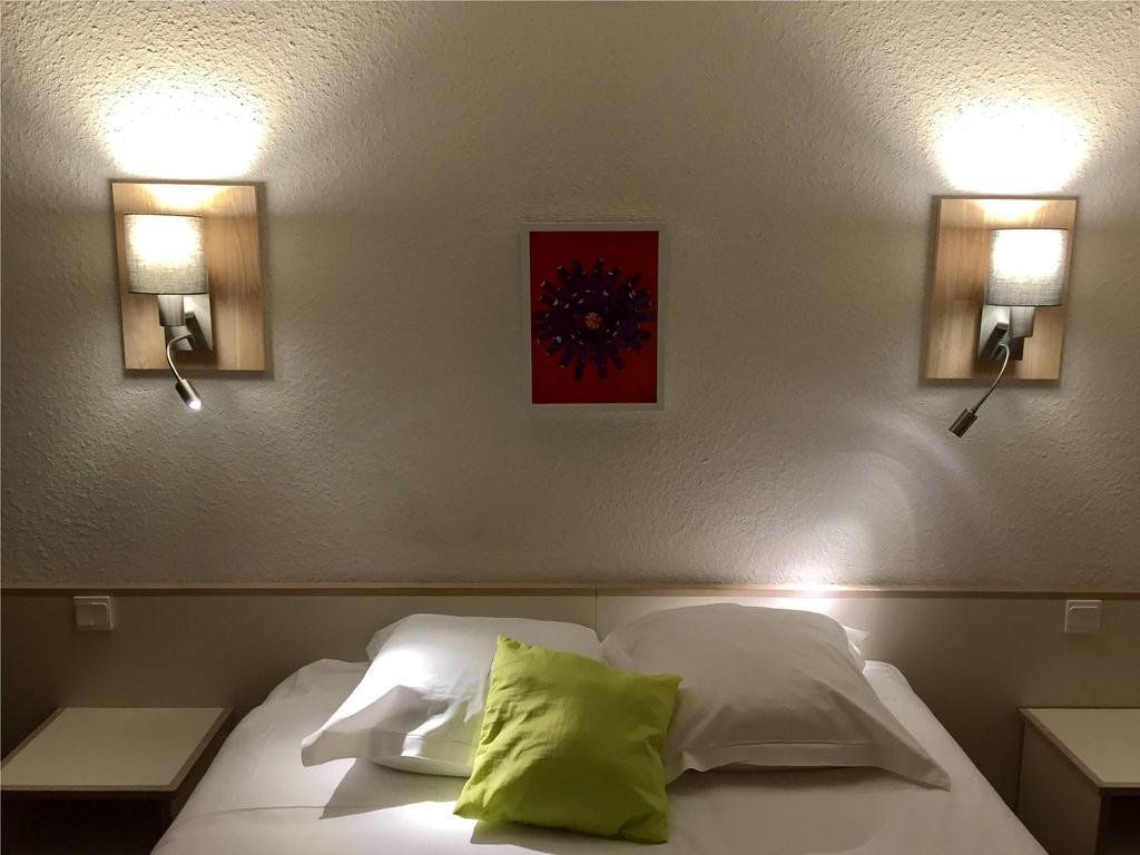 Arcantis Hotel Les Archers Cholet Exterior photo