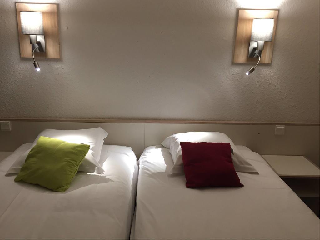 Arcantis Hotel Les Archers Cholet Exterior photo